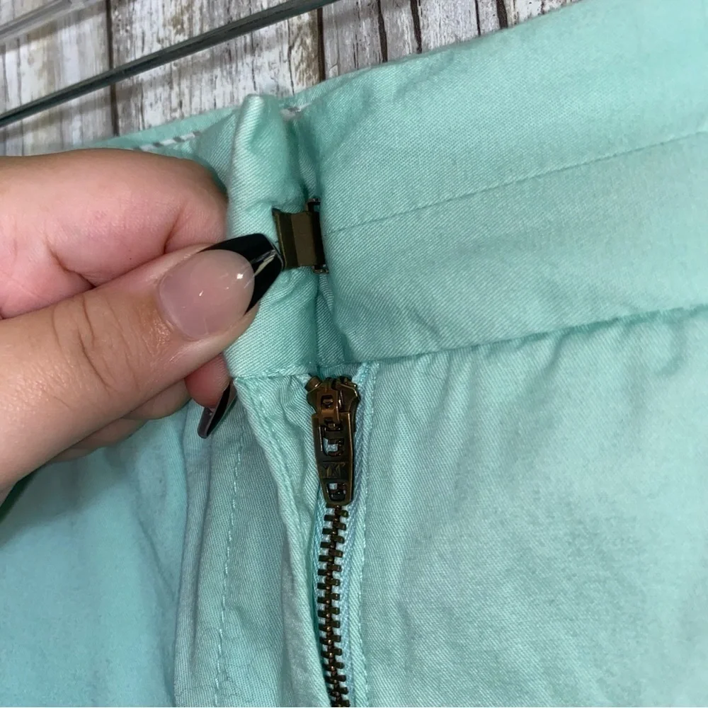 J.Crew Broken In Chino Shorts Size 10 Aqua Blue Casual Summer - Picture 4 of 6